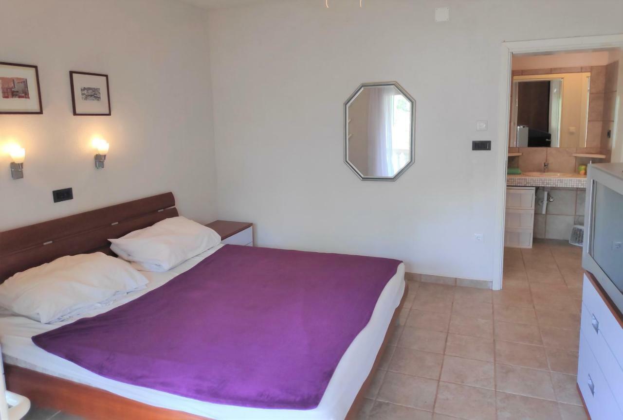 Apartamento Punta Blava - Front, Ideal For Kids, Large Terraces With Sea View, Internet, Netflix, No Pets Allowed, 3kw Ev Ch